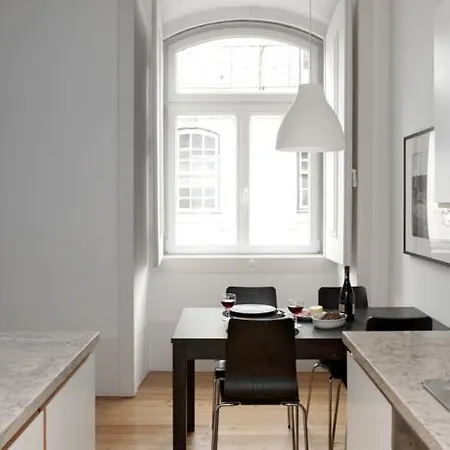 Apartment Freedom Serviced - Cais Do Sodre *