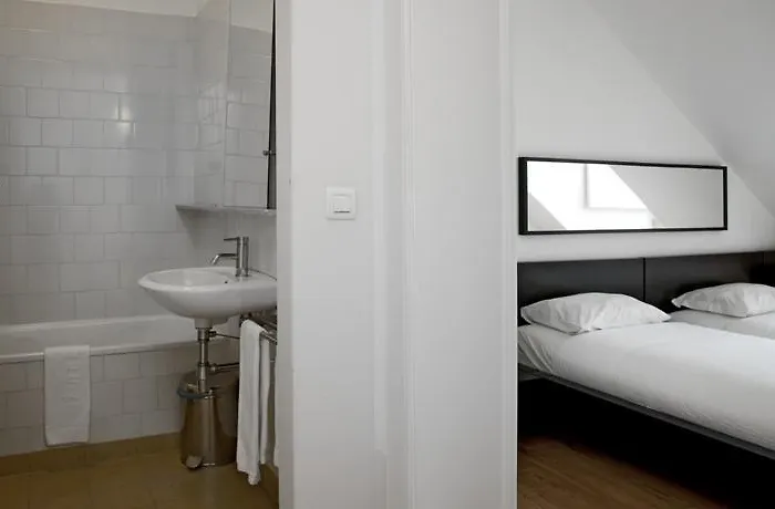 Freedom Serviced - Cais Do Sodre