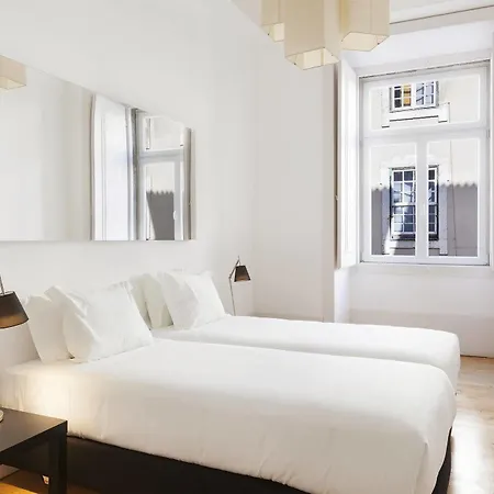 Freedom Serviced - Cais Do Sodre