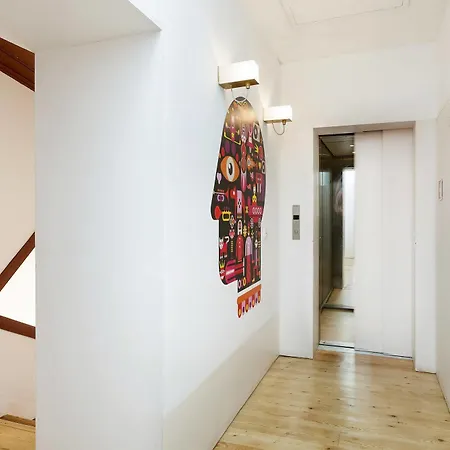 Freedom Serviced - Cais Do Sodre